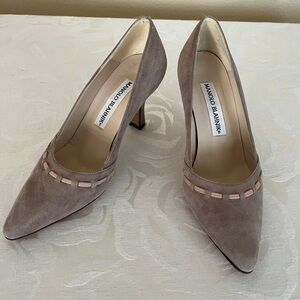 Manolo Blahnik Taupe Suede heels with very pale peach accent.